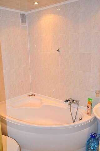 Апартаменты Zheleznodorozhnaya Street Apartments Center Херсон Апартаменты с 1 спальней-11