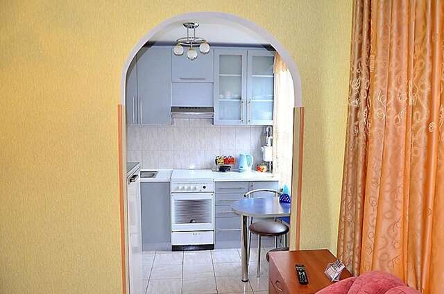 Апартаменты Zheleznodorozhnaya Street Apartments Center Херсон-9